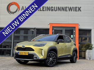 Toyota Yaris Cross 1.5 Hybrid Adventure AWD / Elektrische Achterklep / Side Steps / Head Up Display /