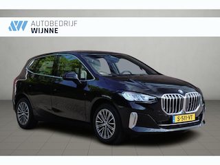 BMW 2-serie Tourer 218i 136pk Aut. Luxury Line | Navi | App Connect | Climate | Leder | Elektrische Achterklep | Camera | Sfeerverlichting | Cruise