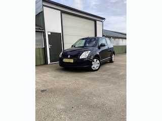 Suzuki Swift 1.3 Comfort gereviseerde versnellingsbak en nieuwe koppeling