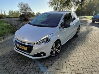Peugeot 208 1.2 PURETECH GT-LINE