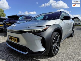 Toyota bZ4X Premium 4WD 71 kWh 400+ Accubereik 360 Camera Bomvol Opties Carplay ACC