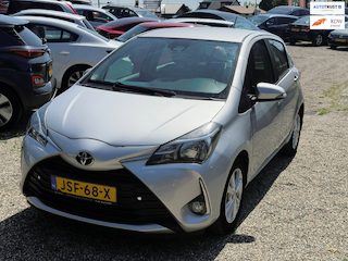 Toyota Yaris 1.5 VVT-i Comfort Camera Cruise PDC StoelVerwarming Zeer Laag Kilometers