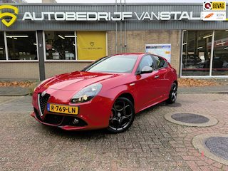 Alfa Romeo Giulietta 1.4 Turbo MultiAir Super|Sensoren V en A|Airco|Navi|Sportstoelen