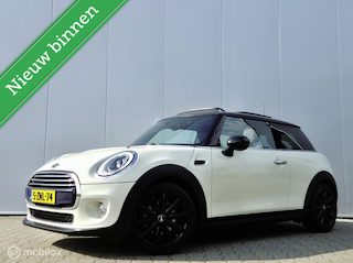 Mini Cooper 3-Deurs 1.5 CHILI BUSINESS/PANO/FULL LED/KEYLESS/HALF-LEDER/CLIMATE/17''LMV