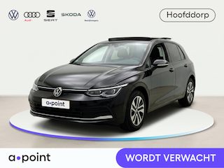 Volkswagen Golf 1.5 TSI Life Energy 116 pk | Navigatie | Panoramadak | Parkeersensoren (Park assist) | Achteruitrijcamera | Stuur & Stoelverwarming | LED | Apple carplay / Android auto | Draadloze telefoonlader | Dodehoek detectie |