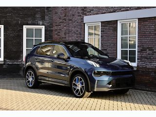 Lynk & Co 01 PHEV BLAUW MY23/Panoramadak Grib Automotive B.V. – Klein in schaal, groot in service! Welkom bij Grib Automotive B.V. uit Sassenheim! Bij ons draait alles om persoonlijk contact, vertrouwen en tevreden klanten. Wij zijn een kleinschalig autobedrijf