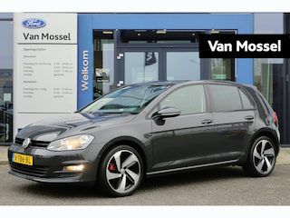 Volkswagen Golf 1.2 TSI Easyline | Climate Control | Parkeersensoren | Automatisch inparkeren | Verwarmbare Spiegels |