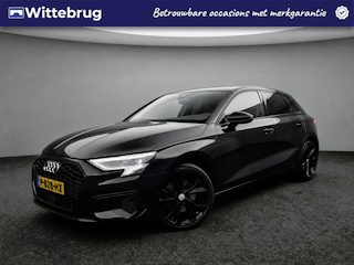 Audi A3 Sportback 30 TFSI Advanced edition / Lederen Sportstoelen / Achteruitrijcamera / Stoelverwarming / Audi Smartphone Interface / Navigatie
