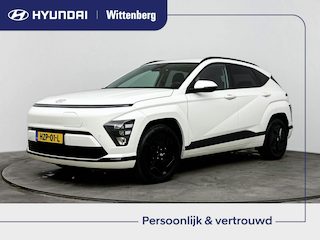 Hyundai Kona Long Range Pure Edition 64.8 kWh | Navigatie & Draadloos carplay | Camera | Sensoren |