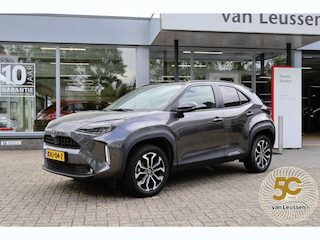 Toyota Yaris Cross 1.5 HYBRID 115 STOEL-STUUR-RUITENWISSER. VERW. KEYLESS DRAADLOZE TEL. LADER LED KOPLAMPEN