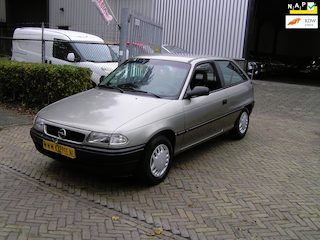 Opel Astra 1.6i Sprint 112 d km nap pas 1e eigenaar nieuwe apk