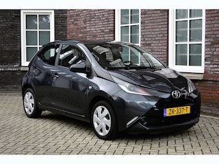 Toyota Aygo Grib Automotive B.V. – Klein in schaal, groot in service! Welkom bij Grib Automotive B.V. uit Sassenheim! Bij ons draait alles om persoonlijk contact, vertrouwen en tevreden klanten. Wij zijn een kleinschalig autobedrijf met een grote passie voor au
