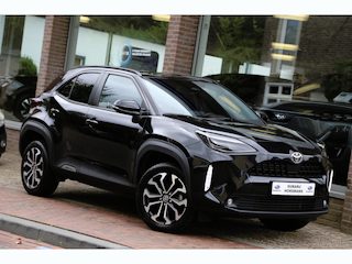 Toyota Yaris Cross 1.5 Hybrid 130 Dynamic Team Navi Camera ACC