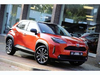 Toyota Yaris Cross 1.5 Hybrid Dynamic Bi-Tone Navi Camera ACC
