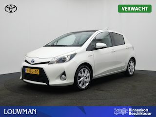 Toyota Yaris 1.5 Hybrid Dynamic Navigatie | Panoramadak | Trekhaak