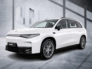 Leapmotor C10 Design REEV (HYBRID) 28.4 kWh | Black Interieur | Stoel-koeling / verwarming | Adaptive Cruise Control | Leder | Panoramadak