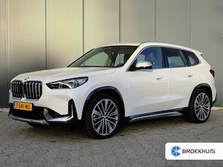 BMW iX1 xDrive30 Launch Edition 67 kWh | Climate Control | Cruise Control | Apple carplay | Android auto | Stoel en stuur verwarming | Stoelgeheugen | Achteruitrijcamera |