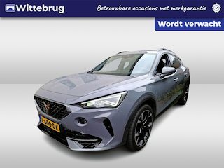 Cupra Formentor 1.4 e-Hybrid VZ Performance / AUTOMAAT/ PANO/ CAMERA/ PARK. SENSOREN/ STOEL-STUURVERWARM./ ADAPT. CRUISE/ NAVI/ CLIMA/ DAB/ 19" LMV