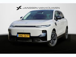 Leapmotor B10 Design Hybrid EV 18.8 kWh