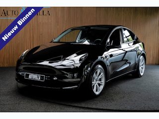 Tesla Model Y Long Range Dual - Motor AWD 75 kWh Navi Camera Leer Warmtepomp ACC Autopilot PDC Elektr. achterklep Stoelverwarmimg voor en achter Stuurverwarming BTW auto