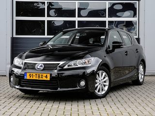 Lexus CT 200h Hybrid | Camera | Navi | Alcantara | Climate control | Cruise control | DAB+ | Trekhaak | Bluetooth