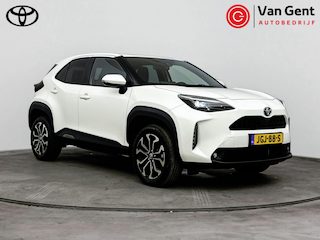 Toyota Yaris Cross 1.5 Hybrid First Edition | Apple Carplay / Android Auto | Keyless | Adaptive Cruise | Clima | Camera | Full LED | 17 inch