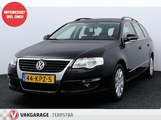 Volkswagen Passat Variant 1.4 TSI Comfortline BlueMotion/ Automaat!/ Trekhaak/ Navi/ Clima/ Cruise/ Elek. pakket/ Isofix/ Bluetooth/ Armsteun/ Multi. LEDER. Stuur/ Mistl./ PDC V+A/ Chroom/ Dakrails.