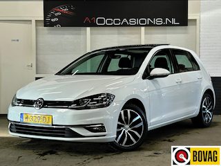 Volkswagen Golf 1.0 TSI Highline Business R + STOELVERWARMING / MASSAGE + PANO