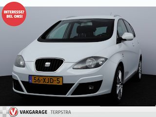 Seat Altea 1.2 TSI Ecomotive Businessline COPA/ KETTING VERV!/ Trekhaak/ 17'' LMV/ DAB+/ Navi/ Clima/ Cruise/ Elek. pakket/ Isofix/ Bluetooth/ Armsteun/ Multi. LEDER. Stuur/ Mistl./ PDC/ Extra getint glas/ Dakrails.