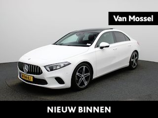 Mercedes-Benz A-klasse 180 Business Solution | Automaat | Apple Carplay / Android Auto | Panoramadak | Stoelverwarming | Achteruitrijcamera |