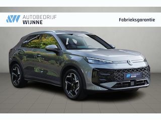 Volkswagen T-Roc 1.5 eTSi 150pk DSG R-Line - Adaptive cruise - Apple CarPlay - Achteruitrijcamera - Keyless entry - Stoelverwarming - Elektrische achterklep - Dodehoekdetectie - Parkeersensoren