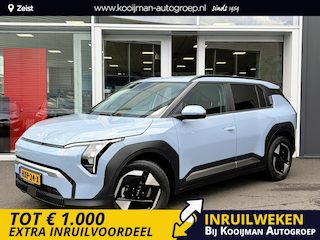 Kia EV3 Plus 81.4 kWh | Dodehoeksensor | Stoel/stuurverwarming | Navigatie | Parkeersensoren V + A