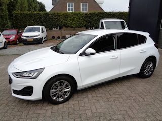 Ford Focus 1.0 EcoBoost Hybrid Titanium