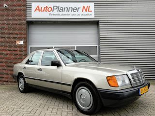Mercedes-Benz 200-serie 200-500 (W124) D l Oldtimer l APK 07-2028