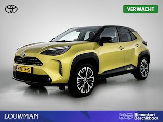 Toyota Yaris Cross 1.5 Hybrid Executive | Trekhaak | Head-Up Display | Dodehoek detectie | Parkeersensoren voor+achter | Stoelverwarming | Navigatie | Apple CarPlay/Android Auto |