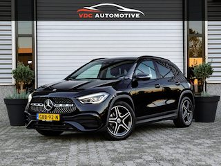Mercedes-Benz GLA 200 AMG Camera | Carplay | Sfeerverlichting | LED | Widescreen | Dealer Onderhouden