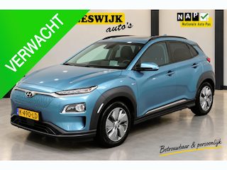 Hyundai Kona EV sky Limited 64 kWh Schuifdak | Head up | Stoel koel+verwaming | Keyless | SOH 100% Camera + parkeersensoren