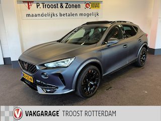Cupra Formentor 1.4 e-Hybrid Copper Edition Matzwart | Panoramadak | Kuipstoelen | Memory seats | Adaptieve cruise control | Climate control | Stoel+Stuurverwarming | Parkeersensoren
