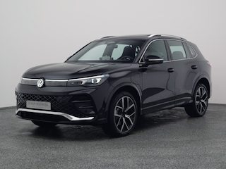 Volkswagen Tiguan 1.5 eHybrid R-Line NEW | PANO | 360° | HUD | ADAPTIVE | STOELMASSAGE | STOEL- EN STUURVERW. | TREKHAAK