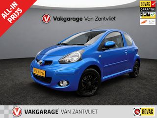 Toyota Aygo 1.0-12V Dynamic (12 mnd BOVAG-garantie)