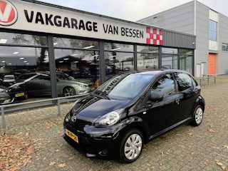 Toyota Aygo 1.0 VVT-i Now AIRCO-CV-5DRS