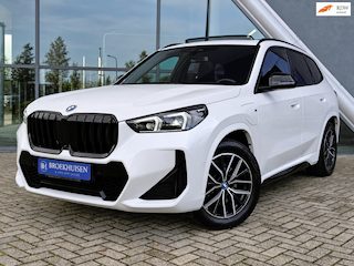 BMW X1 XDrive25e M-sport Pro Driving Assistant 360 Camera / HUD / Panoramadak / H/K Audio