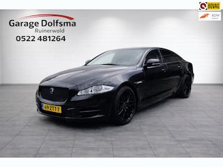 Jaguar XJ 2.0 Luxury-PANO-CAMERA-NL AUTO-BLACK OPTIEK-20"-