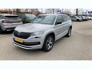 Skoda Kodiaq 1.5 TSI Sportline Business Panoramadak Trekhaak Verwarmbare voorstoelen