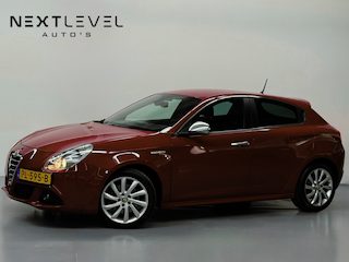 Alfa Romeo Giulietta 1.4 T Distinctive 170PK 100% Onderhouden! Xenon Top Conditie