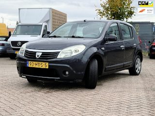 Dacia Sandero *INRUILER *APK* *STUURBEKR* 1.6 Lauréate