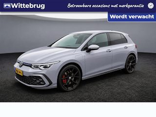 Volkswagen Golf 1.4 eHybrid GTE / Pano / Navigatie / App connect / Camera / Parkeersensoren V+A / Trekhaak /