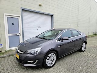 Opel Astra 1.4 Turbo Design Edition NAP Automaat Airco