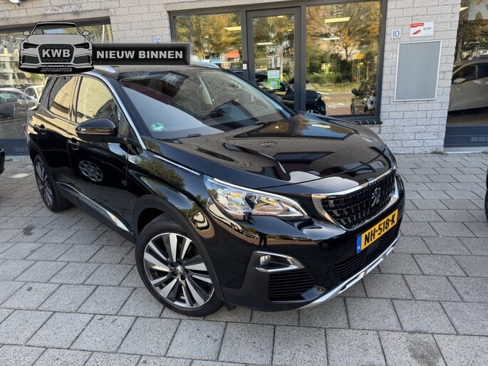 Peugeot 3008 1.2 PureT. Navi Camera Nieuwe motor 0KM OUD !