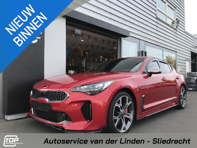 Kia Stinger 3.3 V6 T-GDI AWD GT 370PK